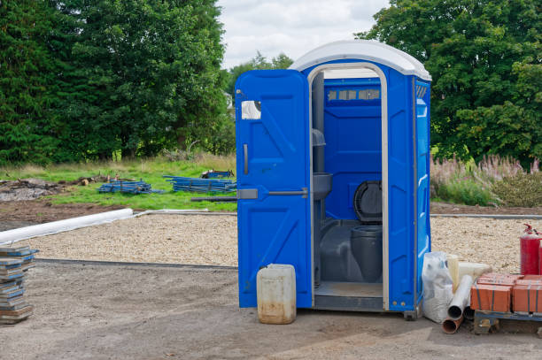 Best Standard Portable Toilet Rental in Boonville, MO