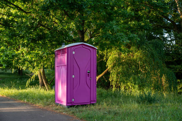 Best Deluxe Portable Toilet Rental in Boonville, MO